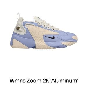 Women’s Nike Zoom 2k aluminum/ blk silver sz 7.5